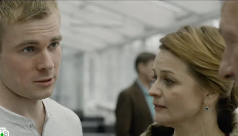 Момент из 1 серии 1 сезона