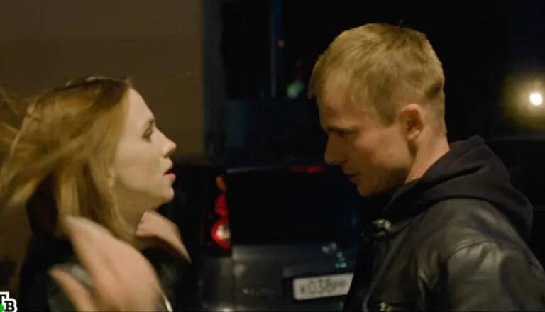 Момент из 15 серии 1 сезона