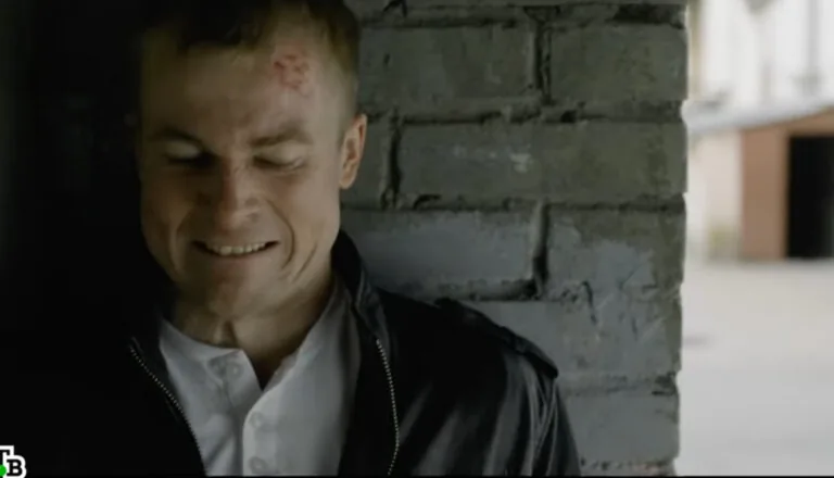 Момент из 2 серии 1 сезона