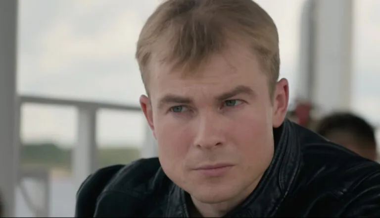 Момент из 12 серии 2 сезона