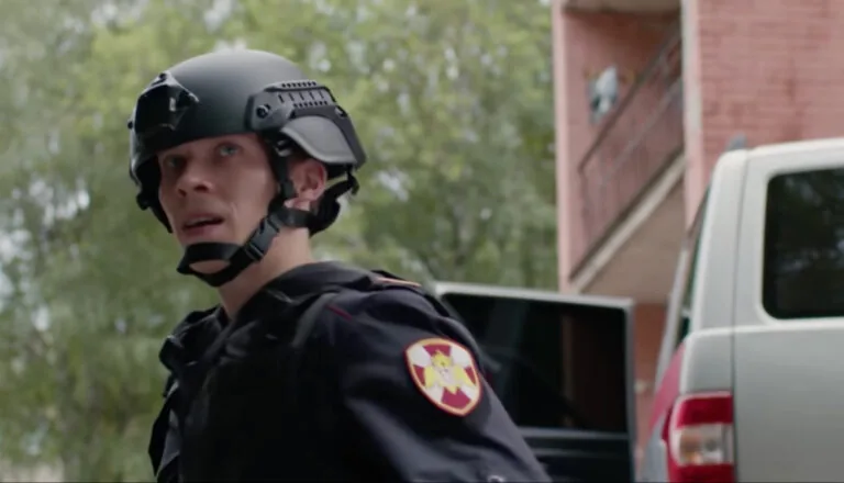 Момент из 4 серии 2 сезона