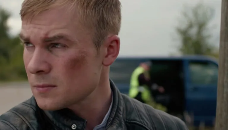 Момент из 7 серии 2 сезона